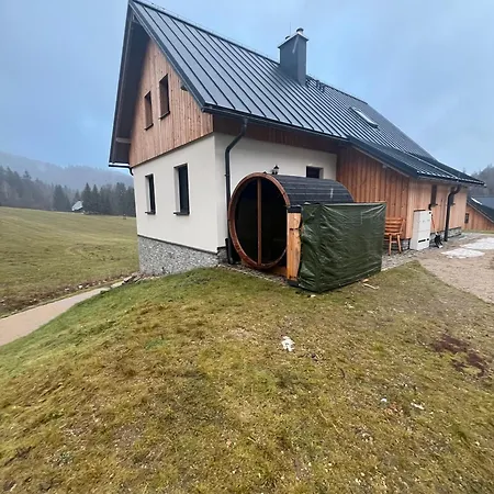 Pod Spicakem シャレー *